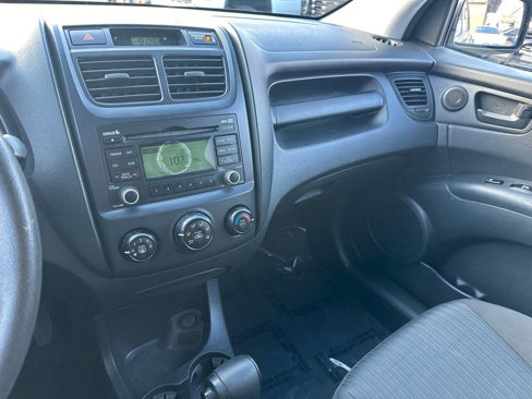 Used 2009 Kia Sportage LX image 26