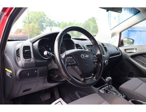 Used 2018 Kia Forte S image 19