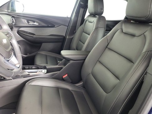 Certified 2021 Chevrolet TrailBlazer LT w/ Premium Seating Package image 17