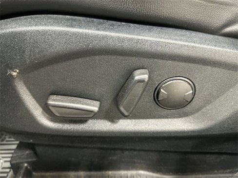 Used 2020 Ford Edge SEL w/ Convenience Package image 16