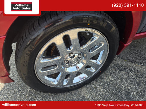 Used 2009 Dodge Nitro R/T image 9