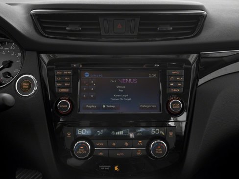 Used 2017 Nissan Rogue Sport SL w/ SL Premium Package image 10