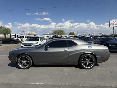 Used 2012 Dodge Challenger SXT image 5