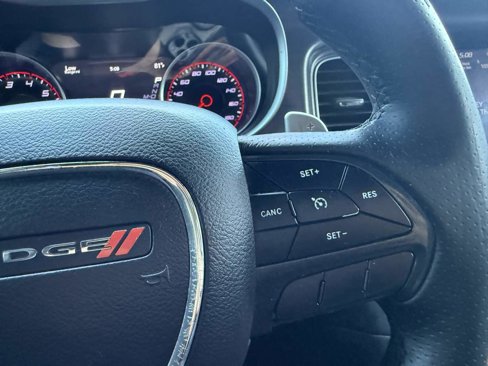 Used 2018 Dodge Charger R/T Scat Pack image 18