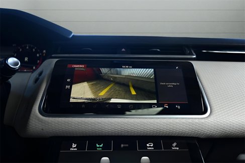 Used 2019 Land Rover Range Rover Velar R-Dynamic SE image 19