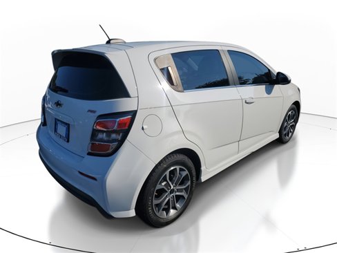 Used 2019 Chevrolet Sonic LT image 6