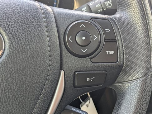Used 2018 Toyota RAV4 LE image 25
