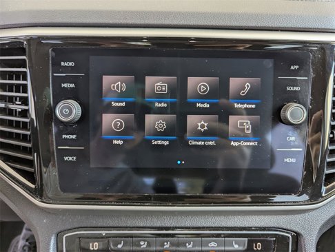 Certified 2023 Volkswagen Atlas SE w/ Black Wheel Package image 25