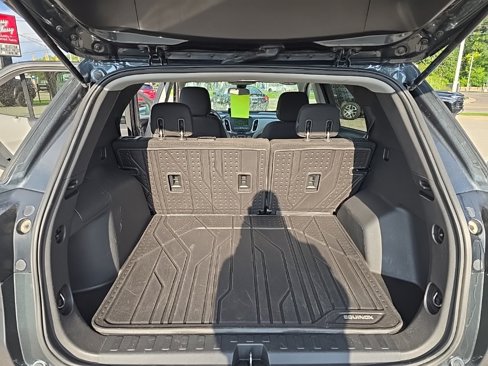 Used 2020 Chevrolet Equinox LS w/ LS Convenience Package image 9
