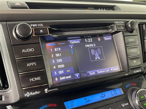 Used 2018 Toyota RAV4 Adventure image 7