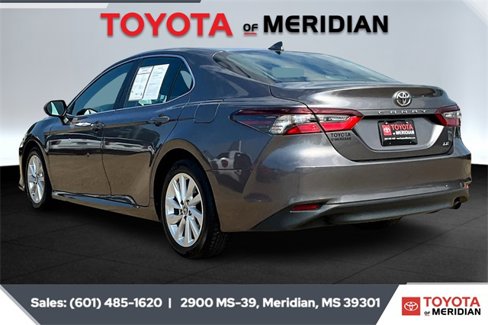 Used 2024 Toyota Camry LE image 2
