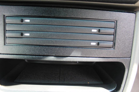Used 2000 Porsche 911 Carrera 4 image 13