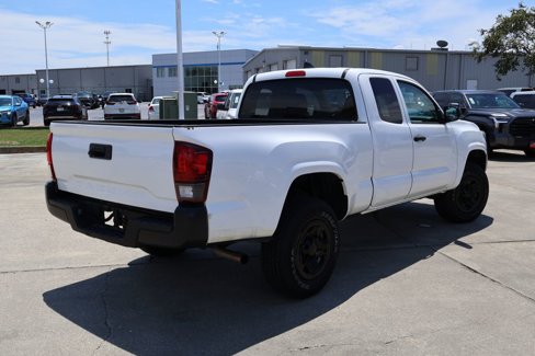 Used 2020 Toyota Tacoma SR image 2