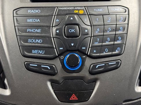 Used 2019 Ford Transit 250 130 Medium Roof image 17