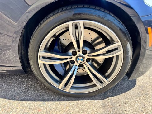 Used 2013 BMW M5 image 8