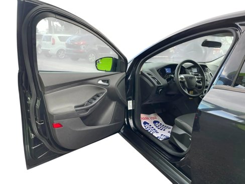 Used 2014 Ford Focus SE image 10