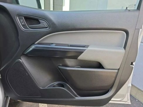 Used 2020 Chevrolet Colorado W/T w/ WT Convenience Package image 26