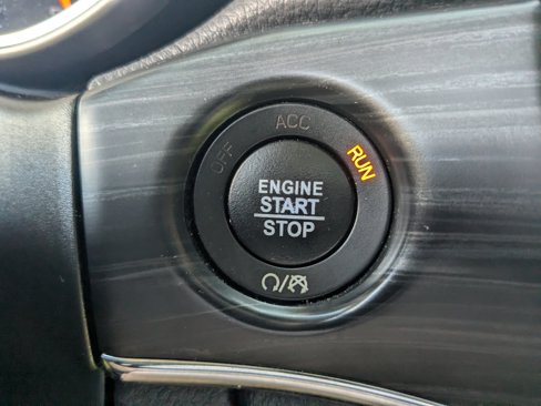 Used 2020 Jeep Grand Cherokee Limited image 31