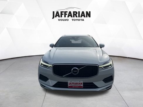 Used 2020 Volvo XC60 T6 Momentum image 8