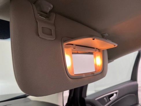 Used 2024 Ford Edge SEL image 57