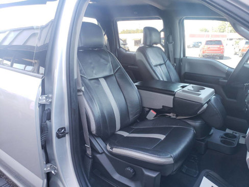 Used 2016 Ford F150 XLT image 14