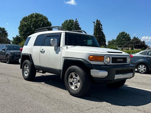 Used 2010 Toyota FJ Cruiser 4WD image 14