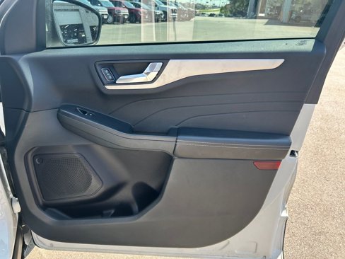 Certified 2022 Ford Escape SEL image 28