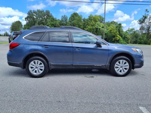 Used 2017 Subaru Outback 2.5i Premium image 40