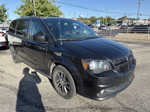 Used 2019 Dodge Grand Caravan GT image 4