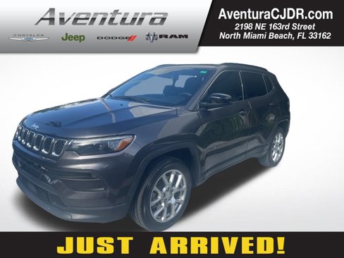 Certified 2024 Jeep Compass Latitude w/ Sun and Sound Group image 1