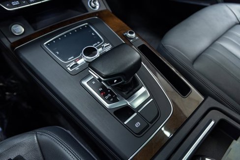 Used 2018 Audi Q5 2.0T Premium Plus w/ Premium Plus Package image 22