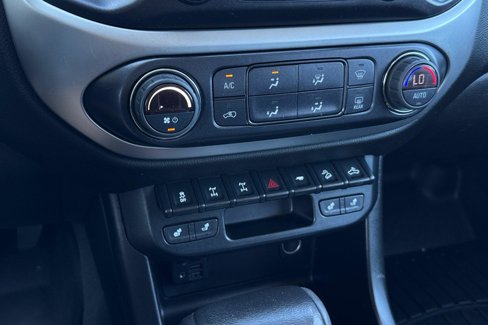Used 2019 Chevrolet Colorado ZR2 w/ ZR2 Dusk Special Edition image 23