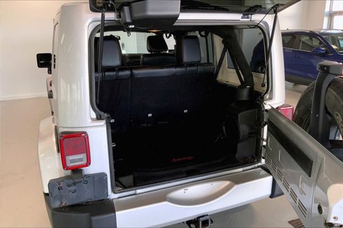 Used 2012 Jeep Wrangler Altitude image 16