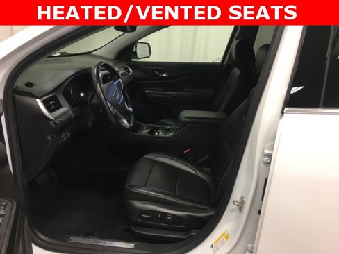 Used 2021 GMC Acadia SLT w/ Premium Package image 16