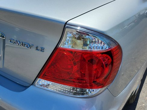 Used 2006 Toyota Camry LE image 15