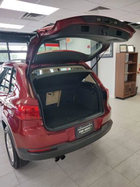 Used 2016 Volkswagen Tiguan S image 10
