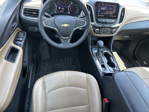 Used 2022 Chevrolet Equinox Premier image 21