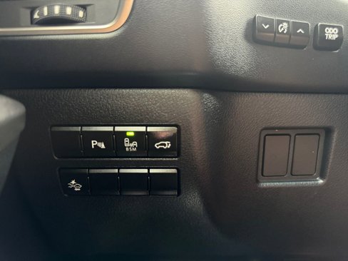 Used 2017 Lexus NX 300h AWD image 19