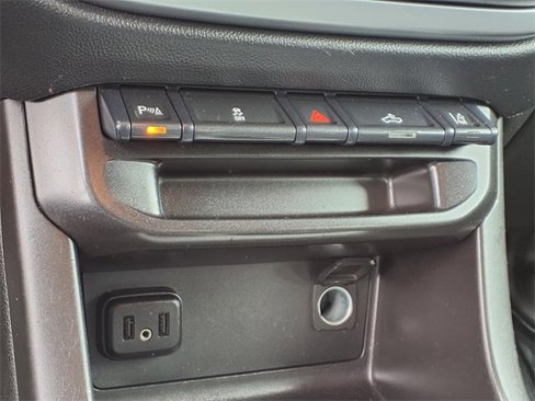 Used 2022 Chevrolet Colorado LT w/ Fleet Safety Package image 6