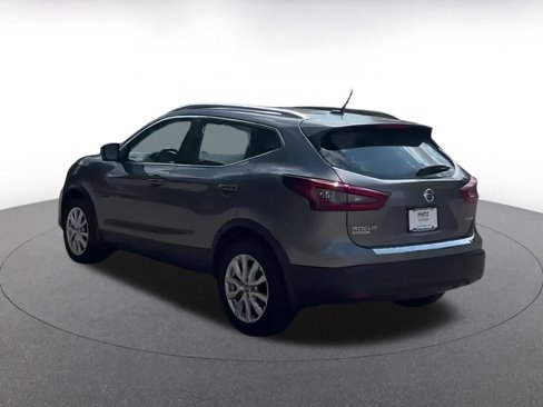Used 2022 Nissan Rogue Sport SV w/ Technology Package image 14