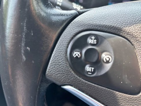 Used 2018 Chevrolet Impala LT image 60