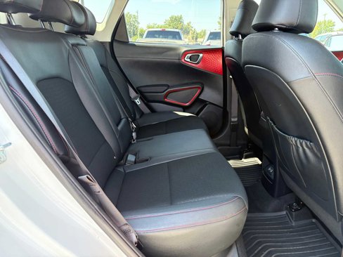 Used 2025 Kia Soul GT-Line image 17