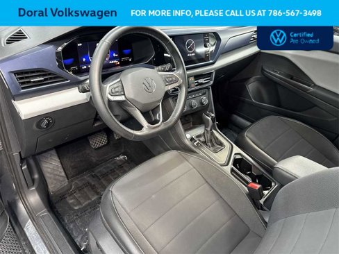 Certified 2022 Volkswagen Taos SE image 13