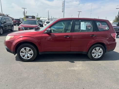 Used 2010 Subaru Forester 2.5X image 7