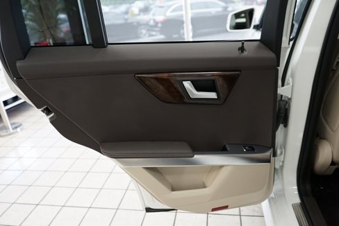 Used 2013 Mercedes-Benz GLK 350 4MATIC image 42