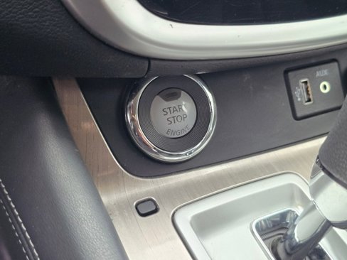 Used 2018 Nissan Murano SV image 32