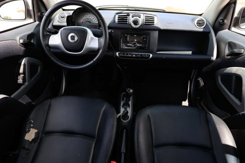 Used 2014 smart fortwo pure image 16