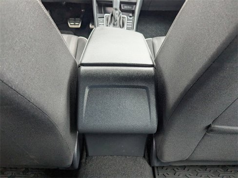 Used 2024 Volkswagen Jetta Sport image 15