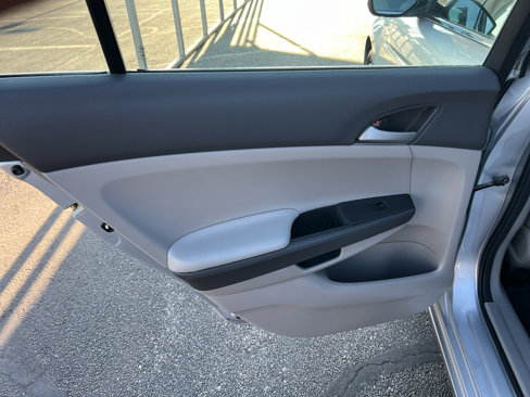 Used 2010 Honda Accord LX image 24