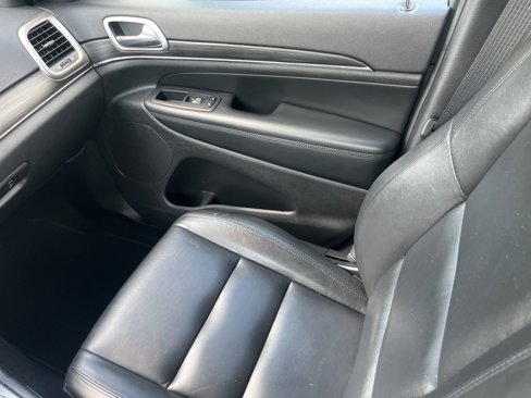 Used 2020 Jeep Grand Cherokee Limited image 26
